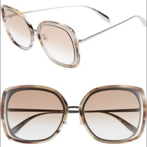 Alexander McQueen Sunglasses - Picture 2 of 3